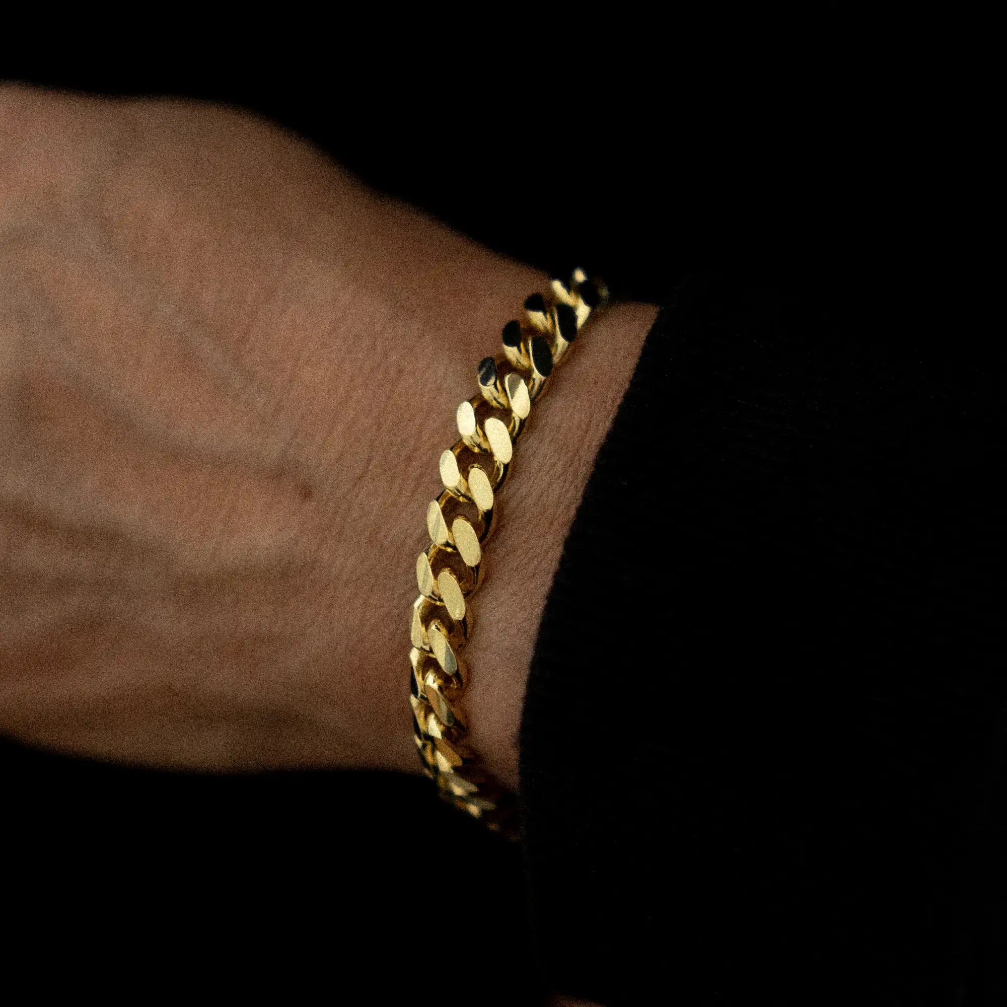 Cuban Bracelet 8mm Gold