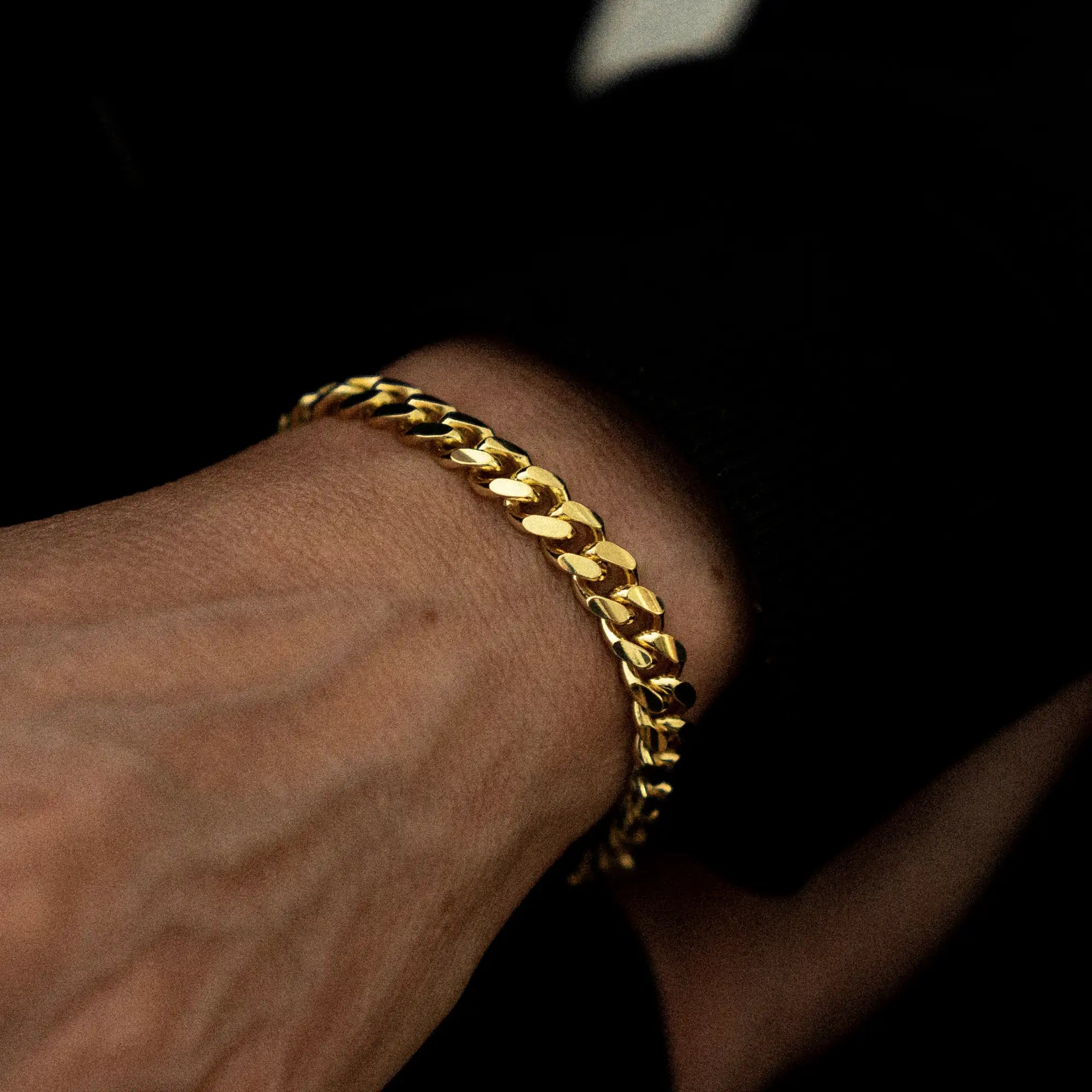 Cuban Bracelet 8mm Gold