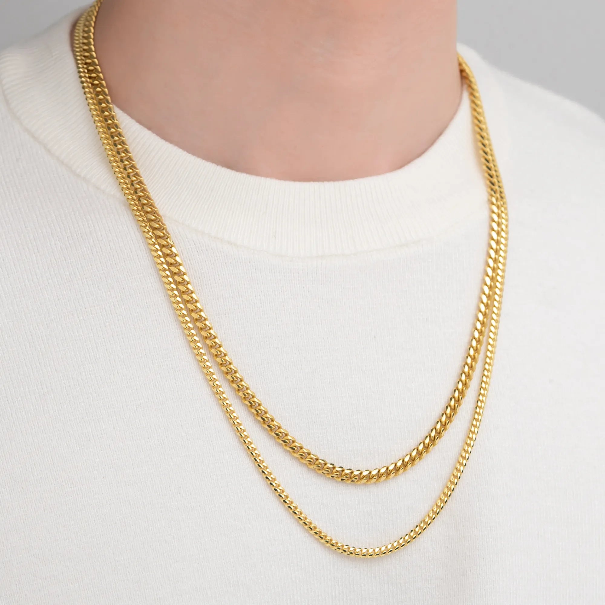 Cuban Link Chain Stack in 18k Gold Vermeil on Model