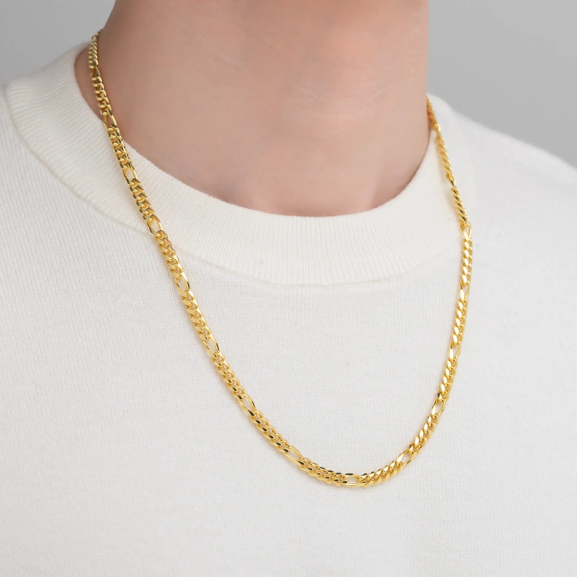 Figaro Chain 5mm in 18k Gold Vermeil on Model