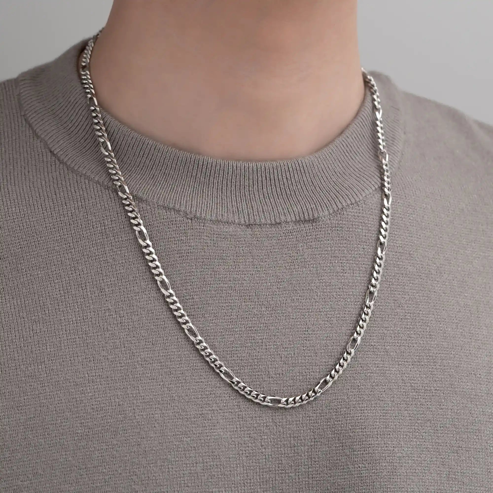 Figaro Chain 5mm in 925 Sterling Silver on Model