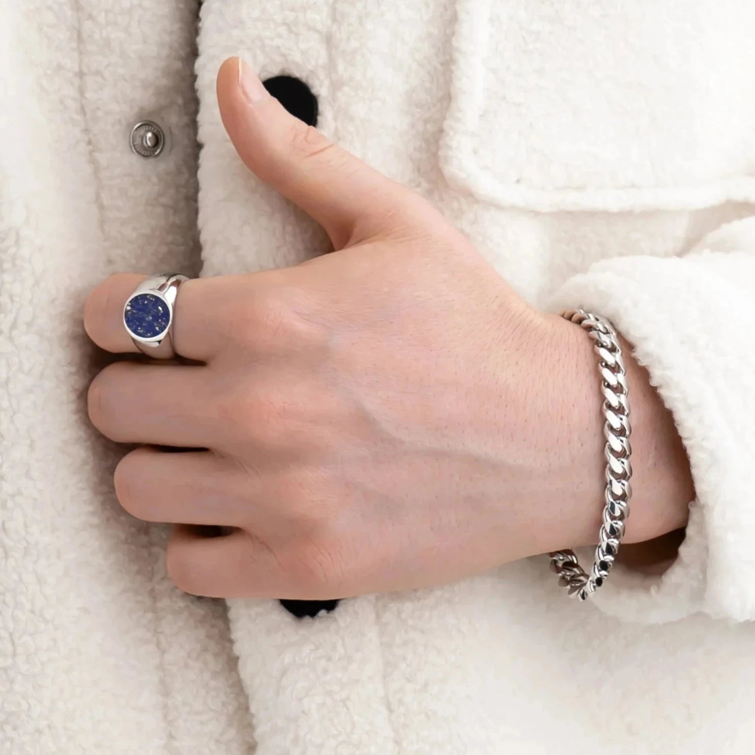 Oval Lapis Lazuli Signet Ring in 925 Sterling Silver on Model